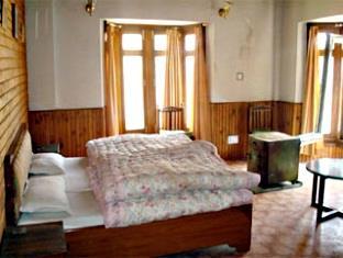 Hotel Brentwood Sanctuary